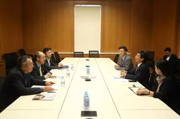 1479403272919000817.png 1479403272919000817.png